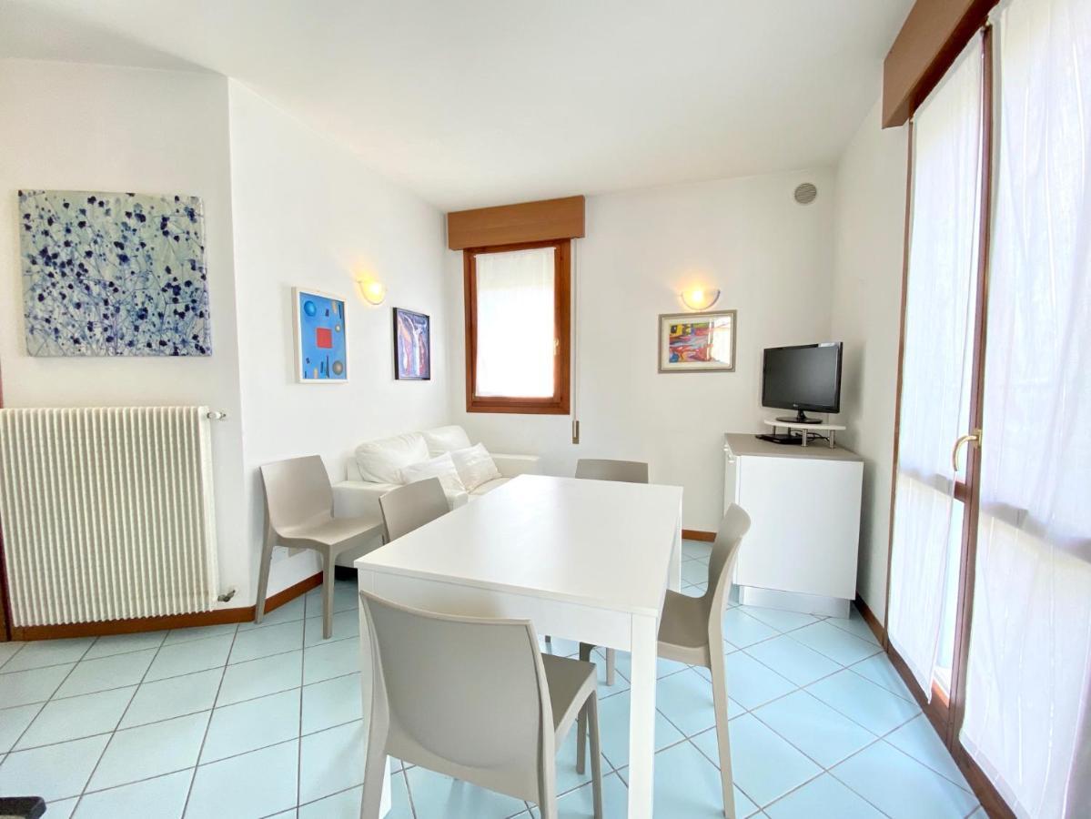 Villa Santin Carraro Immobiliare - Family Apartments Lido di Jesolo Eksteriør bilde