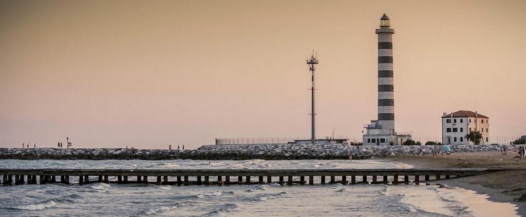 Villa Santin Carraro Immobiliare - Family Apartments Lido di Jesolo Eksteriør bilde